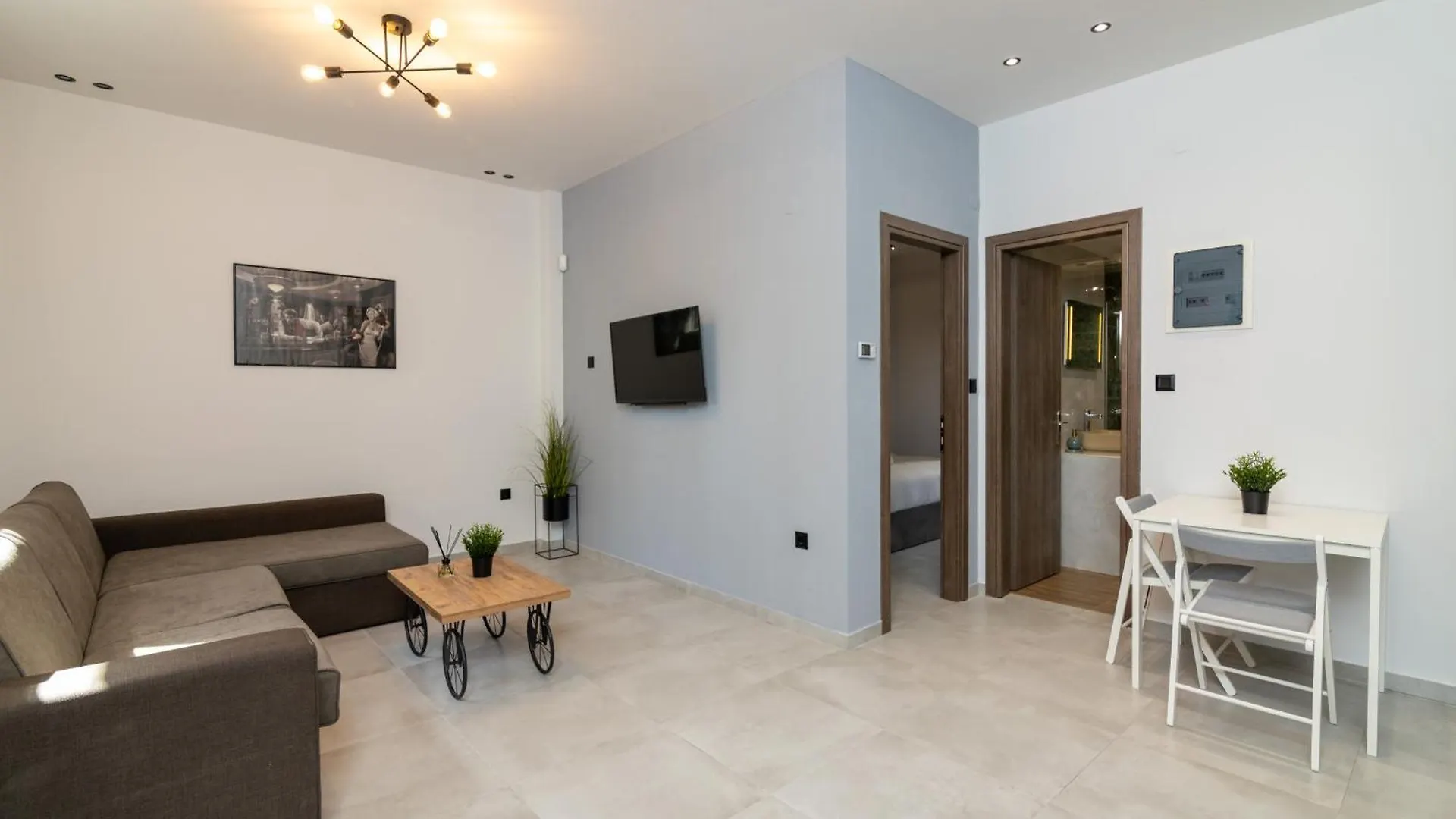 Cozy & Lux Apartment Thessaloniki